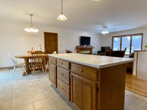 1213 Stacy Ln, Macomb, IL 61455 photo 9