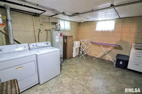 305 E Harrison St, Morton, IL 61550 photo 30