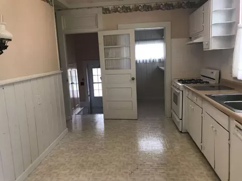604 S Johnson St, Macomb, IL 61455 photo 7
