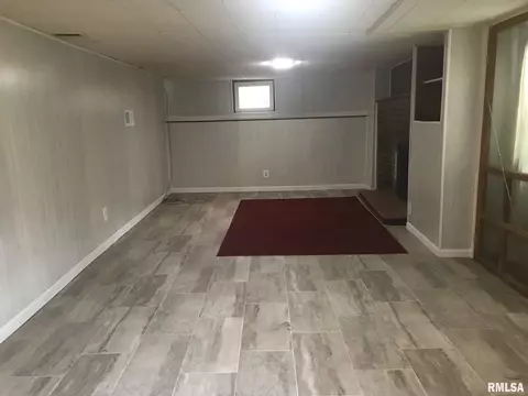 604 S Johnson St, Macomb, IL 61455 photo 13