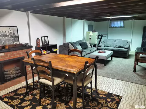 318 E Pine St, Metamora, IL 61548 photo 36