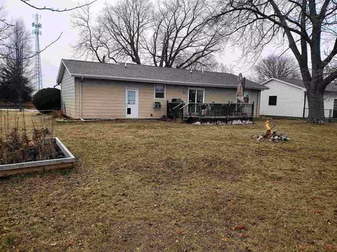 318 E Pine St, Metamora, IL 61548 photo 40