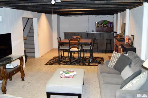 318 E Pine St, Metamora, IL 61548 photo 38