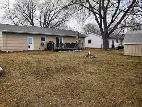 318 E Pine St, Metamora, IL 61548 photo 41