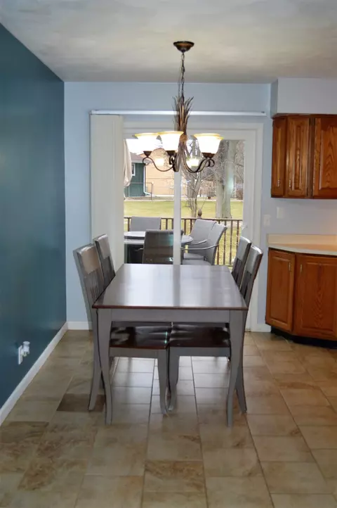 318 E Pine St, Metamora, IL 61548 photo 17