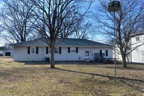 204 S Elm St, Delavan, IL 61734 photo 22