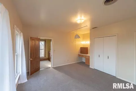 23176 E State Route 9 Rd, Canton, IL 61520 photo 19