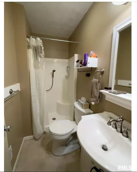 707 S Hilldale Ave, Eureka, IL 61530 photo 21