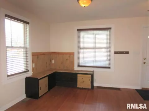302 Eldridge St, Washington, IL 61571 photo 8