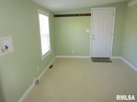 302 Eldridge St, Washington, IL 61571 photo 14