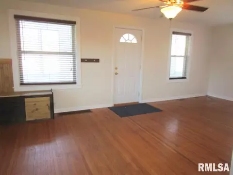 302 Eldridge St, Washington, IL 61571 photo 6