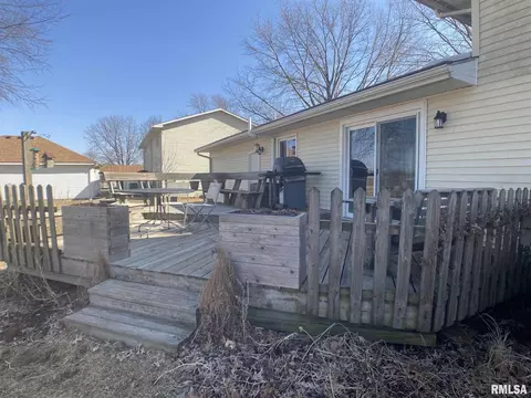 160 James Dr, Macomb, IL 61455 photo 26