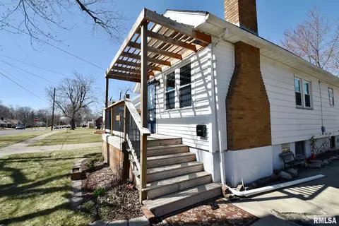 1007 E Willcox Ave, Peoria, IL 61603 photo 1