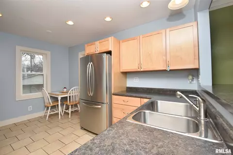 1007 E Willcox Ave, Peoria, IL 61603 photo 16