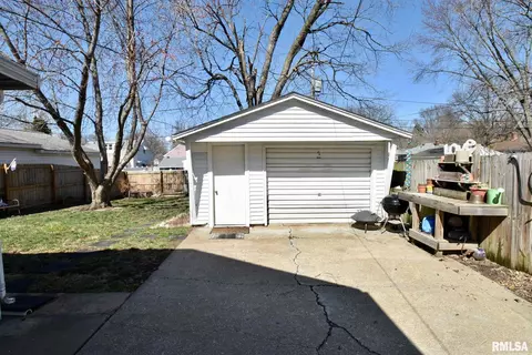 1007 E Willcox Ave, Peoria, IL 61603 photo 37