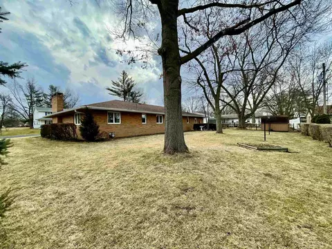 700 S Hilldale Ave, Eureka, IL 61530 photo 16