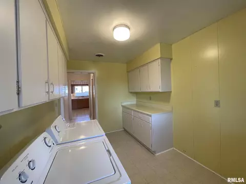 700 S Hilldale Ave, Eureka, IL 61530 photo 15