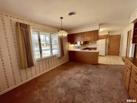 700 S Hilldale Ave, Eureka, IL 61530 photo 23