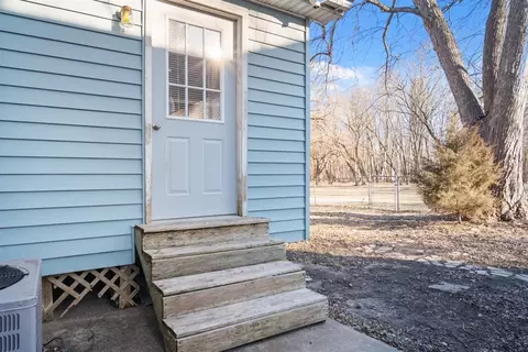 1424 E Beach St, Peoria, IL 61615 photo 20