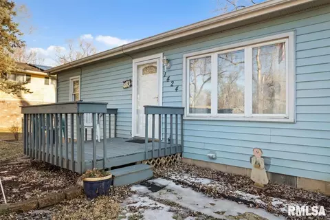 1424 E Beach St, Peoria, IL 61615 photo 2