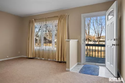 1424 E Beach St, Peoria, IL 61615 photo 3