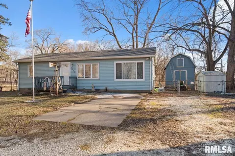 1424 E Beach St, Peoria, IL 61615 photo 1