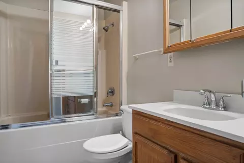 1424 E Beach St, Peoria, IL 61615 photo 6