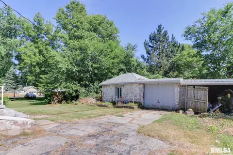 206 W 4th St, Delavan, IL 61734 photo 44
