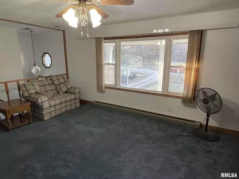 1527 Deer Path Rd, Metamora, IL 61548 photo 4