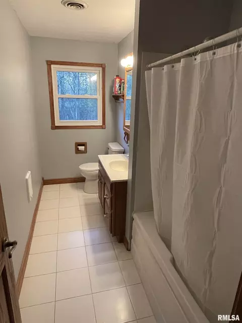 1527 Deer Path Rd, Metamora, IL 61548 photo 14
