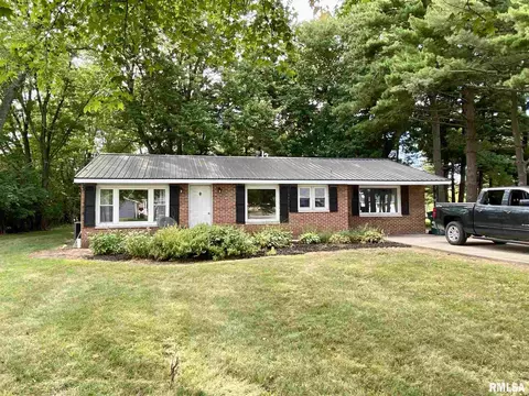 2000 Maple Ave, Macomb, IL 61455 photo 17