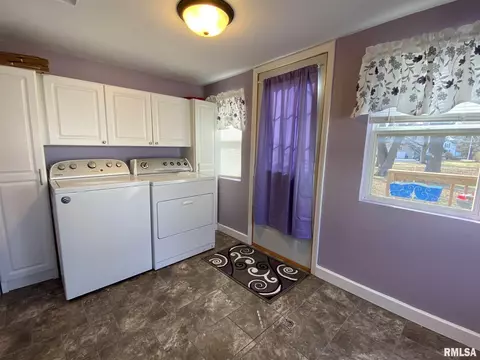 921 E Carroll St, Macomb, IL 61455 photo 20