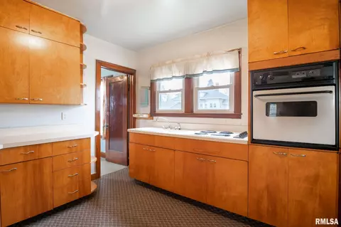 304 E Walnut St, Washburn, IL 61570 photo 32