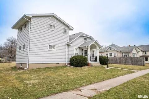 304 E Walnut St, Washburn, IL 61570 photo 37