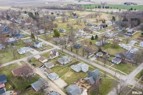 304 E Walnut St, Washburn, IL 61570 photo 46