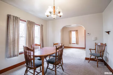 304 E Walnut St, Washburn, IL 61570 photo 10