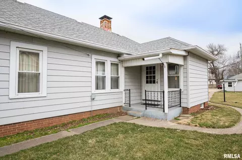 304 E Walnut St, Washburn, IL 61570 photo 38