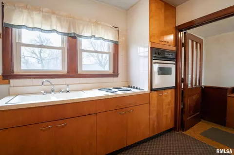 304 E Walnut St, Washburn, IL 61570 photo 30