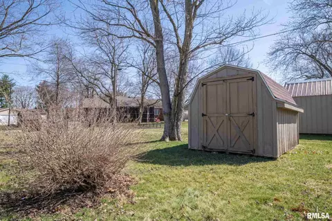 232 E Sheridan St, Manito, IL 61546 photo 16
