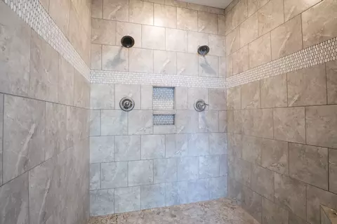 2 Holborn Ct, Washington, IL 61571 photo 28