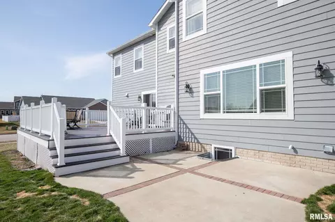 2 Holborn Ct, Washington, IL 61571 photo 4