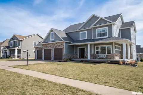 2 Holborn Ct, Washington, IL 61571 photo 2