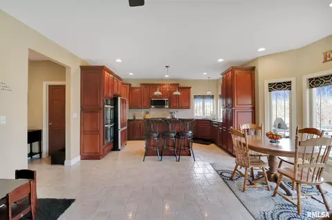 5100 S Diamond Pt, Mapleton, IL 61547 photo 19