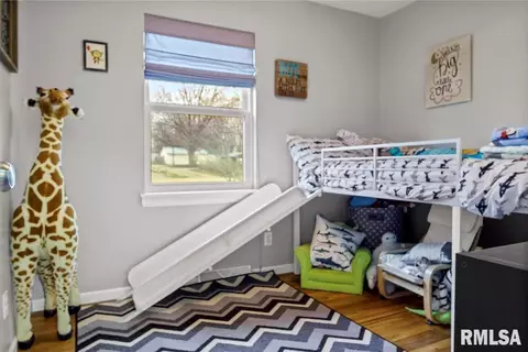 310 E State St, Tremont, IL 61568 photo 14
