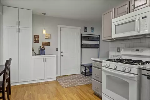 310 E State St, Tremont, IL 61568 photo 9