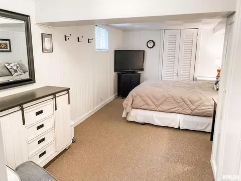 604 Beverly Ave, Macomb, IL 61455 photo 23