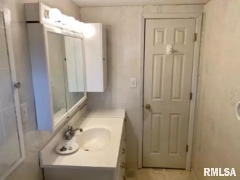 1124 S Johnson St, Macomb, IL 61455 photo 20