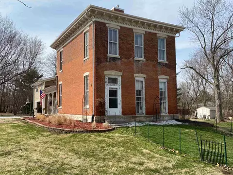 706 N Edwards St, Macomb, IL 61455 photo 6
