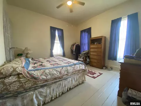 706 N Edwards St, Macomb, IL 61455 photo 18