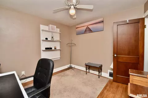 712 Spring St, Washington, IL 61571 photo 9